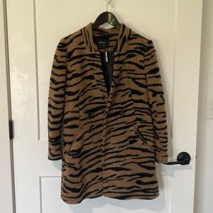 Stradivarius zebra coat